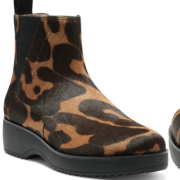 Louise Et Cie Zareb Platform Bootie - Picture 1 of 8